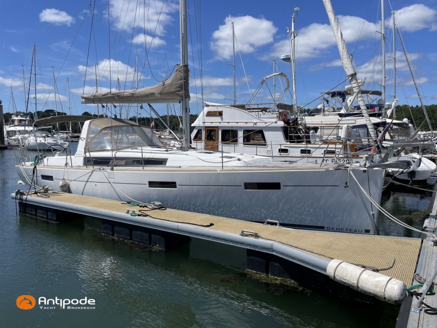 Bateau d'occasion OCEANIS 41 de 2012 à vendre - photo 1
