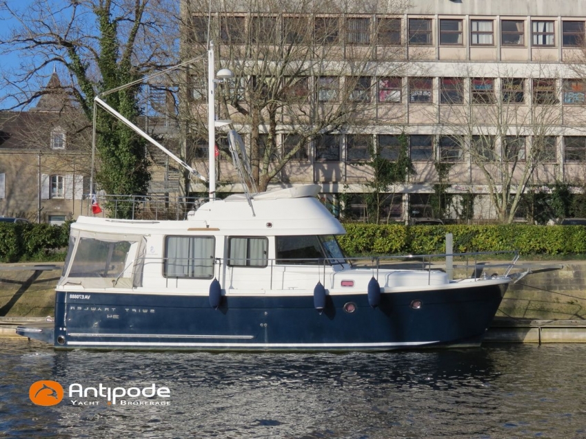 Bateau d'occasion SWIFT TRAWLER 34 de 2012 à vendre - photo 1