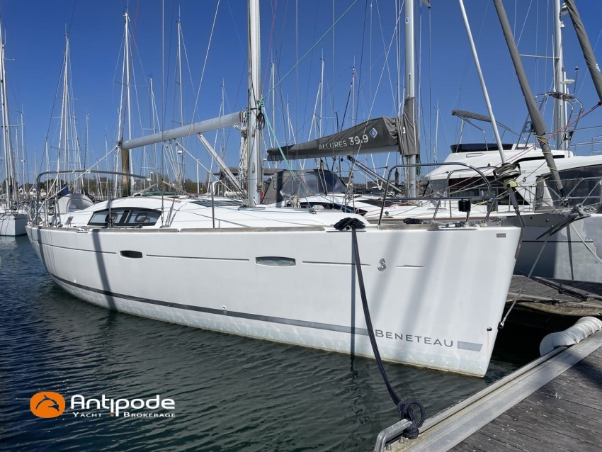 Bateau d'occasion OCEANIS 40 de 2007 à vendre - photo 1