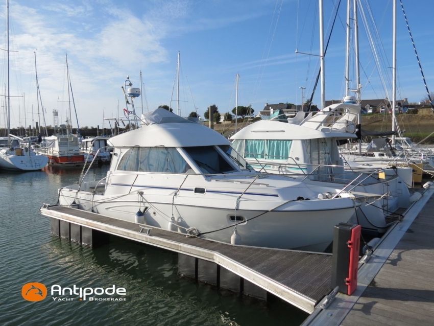 For sale  ANTARES SERIE 9 de 2000 For sale - photo 1