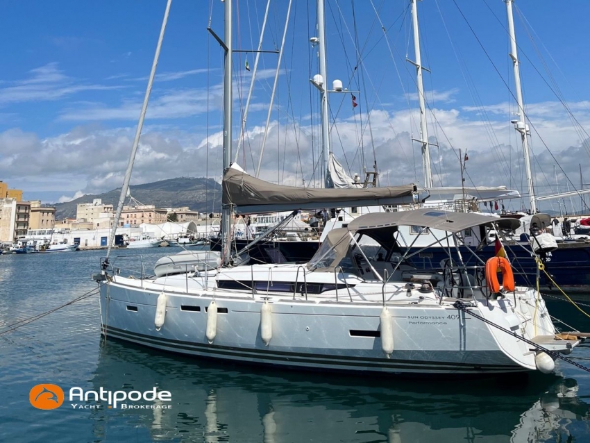 For sale  SUN ODYSSEY 409 Performance de 2011 For sale - photo 1